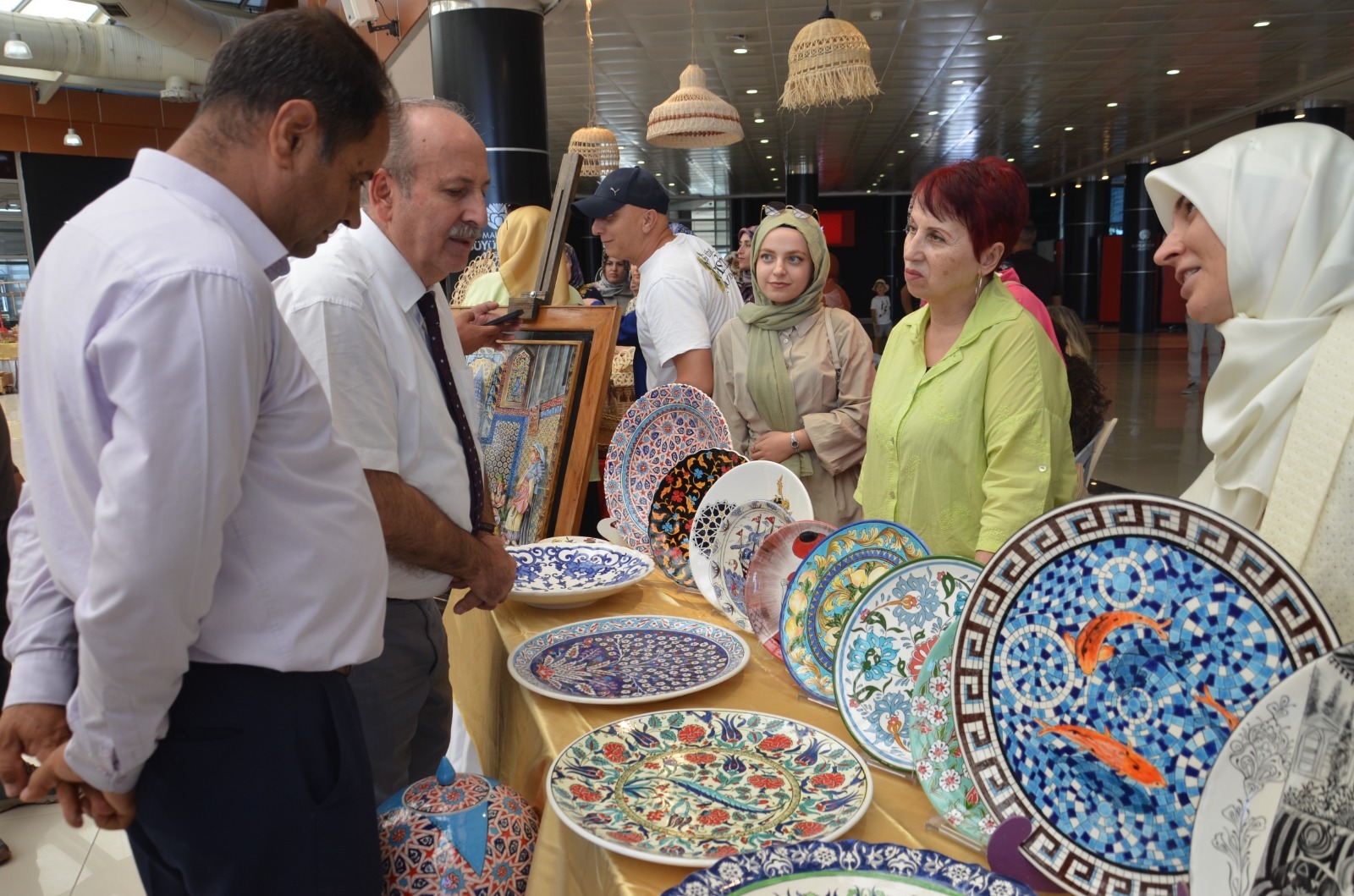 “SANATIN İZİNDE” SANAT MERKEZİ’NDE