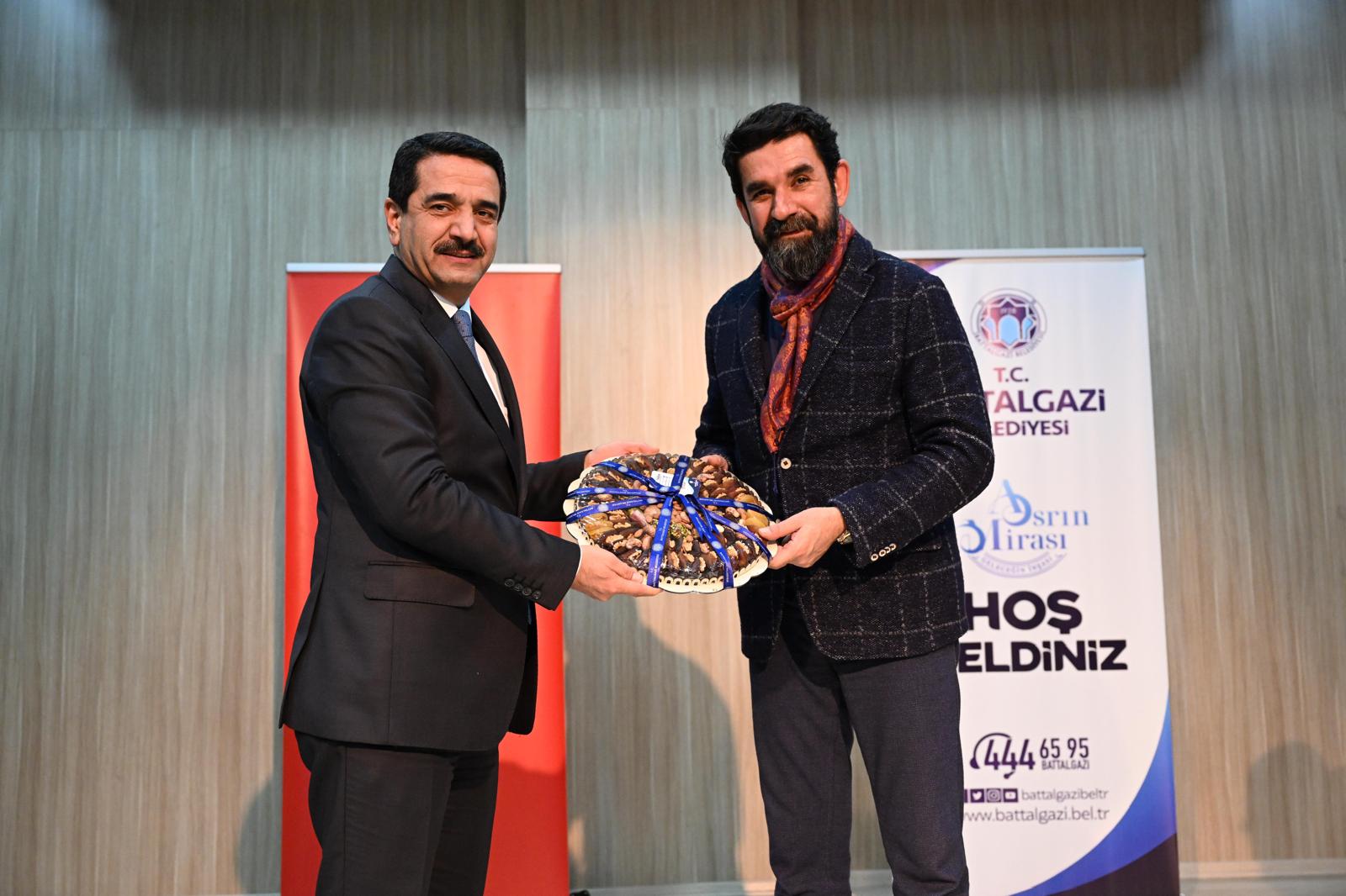 Serdar Tuncer, Battalgazi'de Gönüllere Dokundu