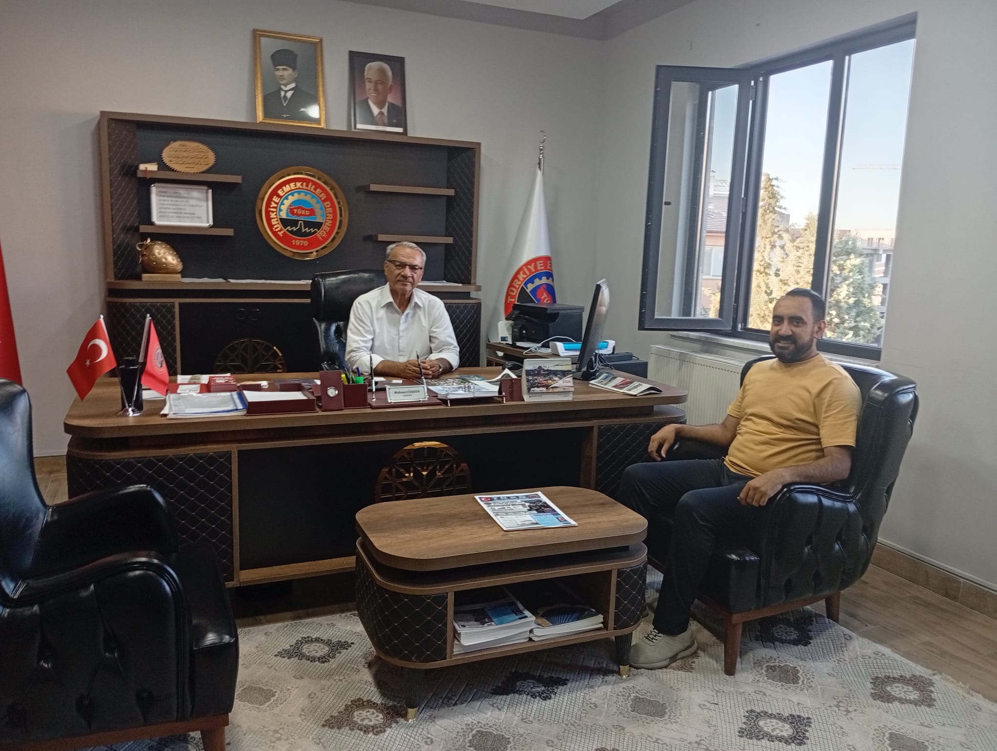 Tiyatrocu Hasan Bulğak'tan TÜED Malatya Şubesi'ne Anlamlı Ziyaret