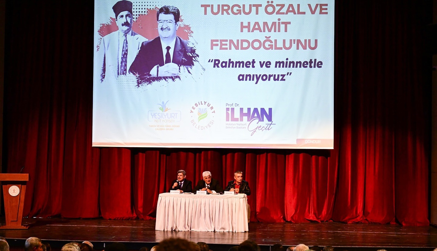 Turgut Özal Ve Hamit Fendoğlu'nu Anma Ve Anlama Paneli
