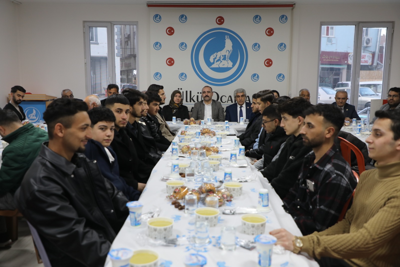 Ülkü Ocakları Malatya'da Basınla Gönül Sofrasında Buluştu