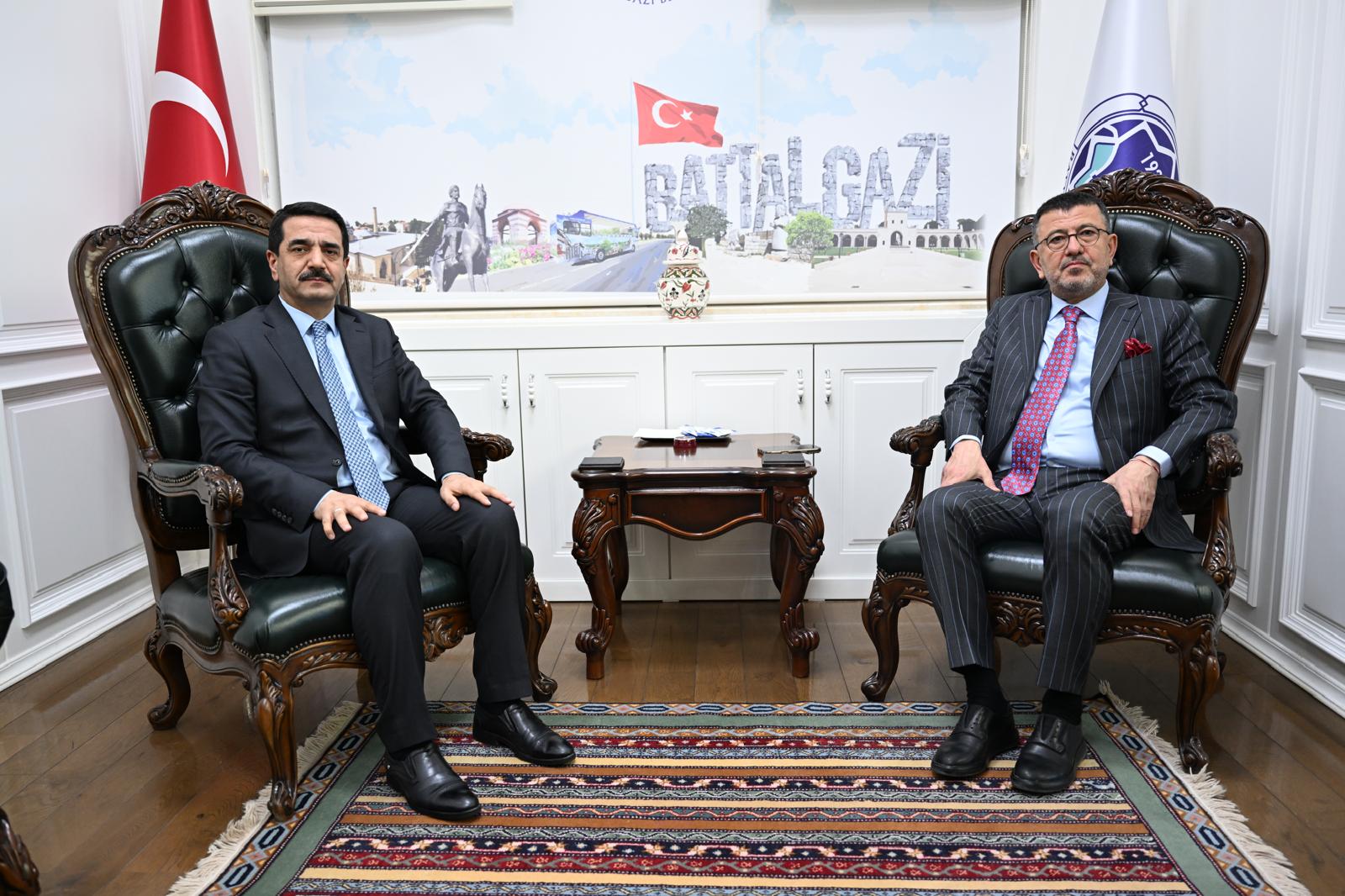 Veli Ağbaba'dan Başkan Taşkın'ın Projelerine Destek