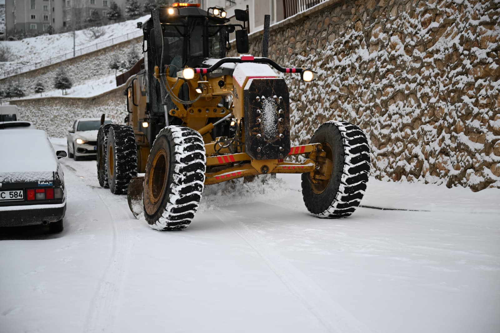 Yeşilyurt Belediyesi Karla Mücadelede Teyakkuzda