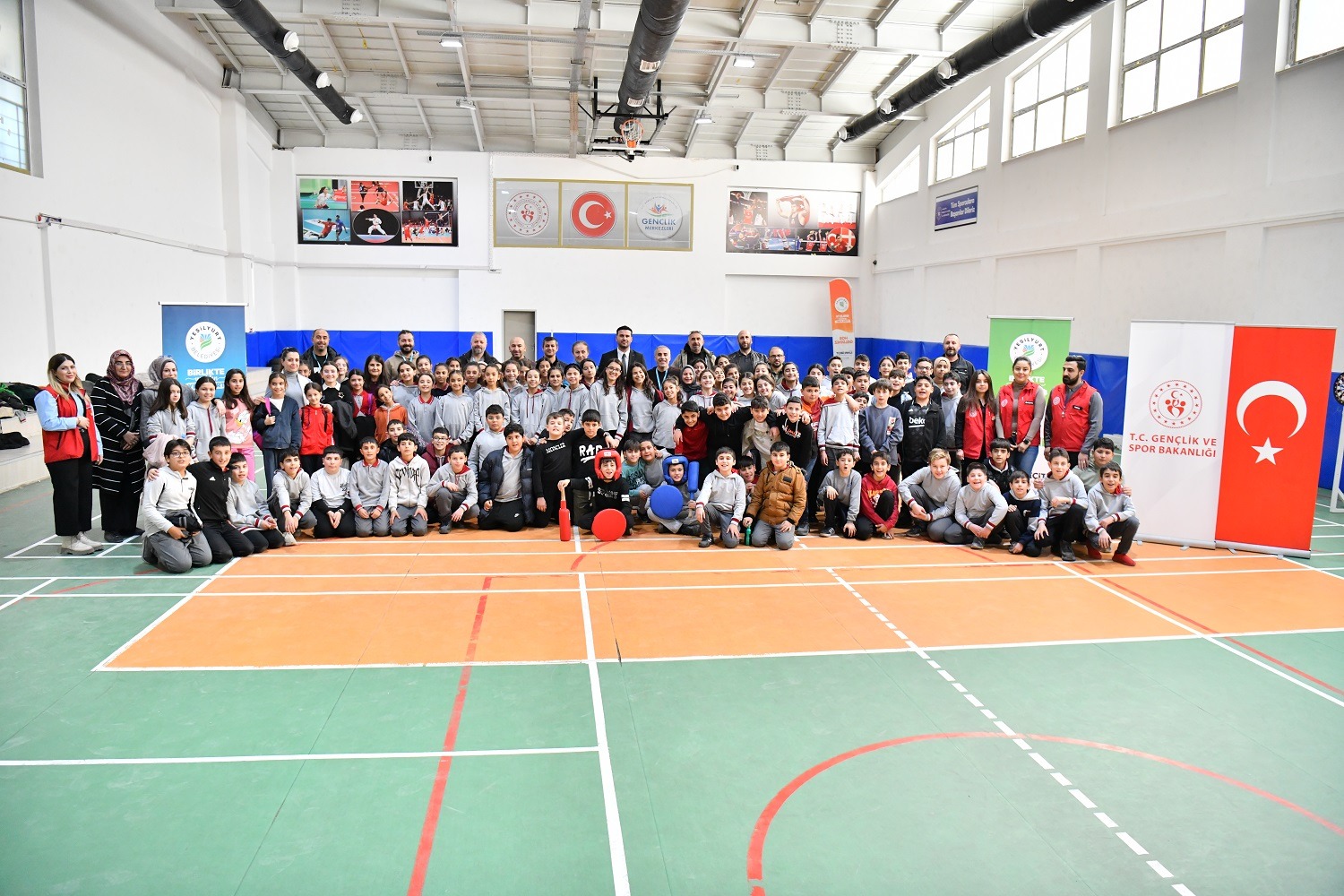 Yeşilyurt Belediyesi'nden "ÖNEM"Projesi Kapsamında Gençlik Etkinliği