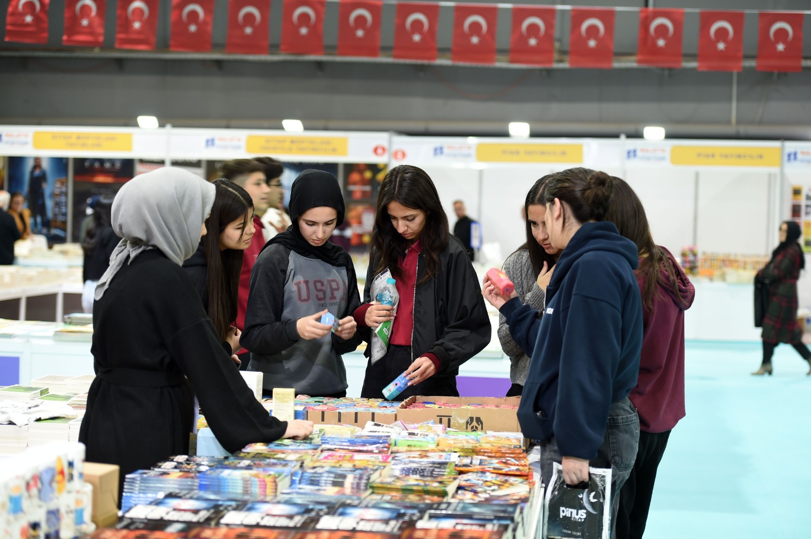 Yeşilyurt Belediyesi, Türkiye'de İlk Kez 'Aile Mentörlüğü' Projesini Hayata Geçirdi