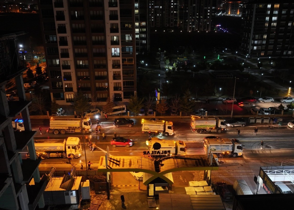 Yeşilyurt'ta Bayram Öncesi Temizlik Seferberliği