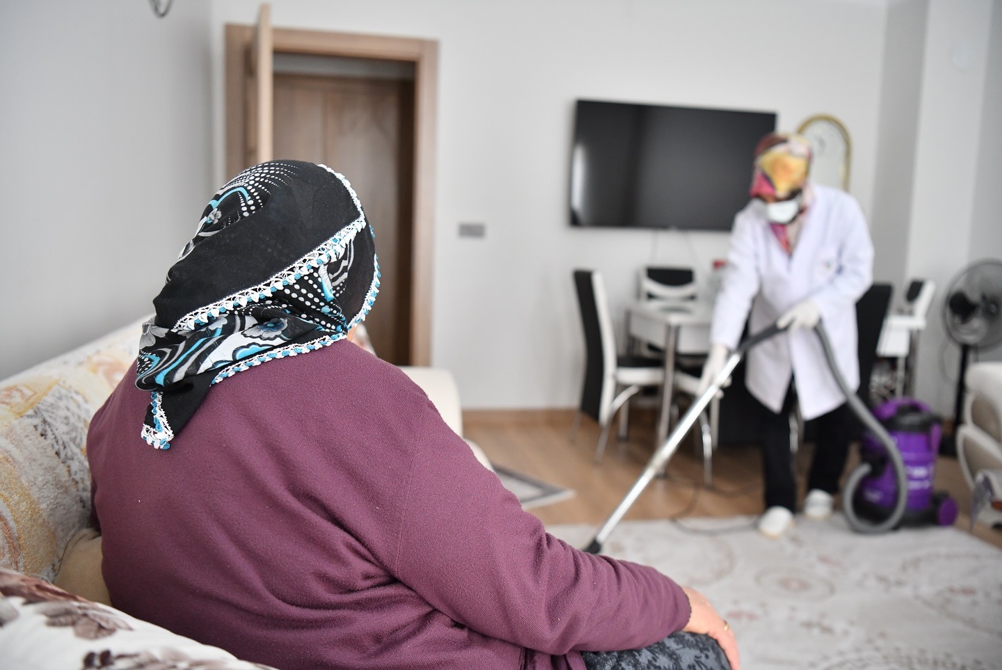 Yeşilyurt'ta Büyükler 'Baştacı' Olmaya Devam Ediyor