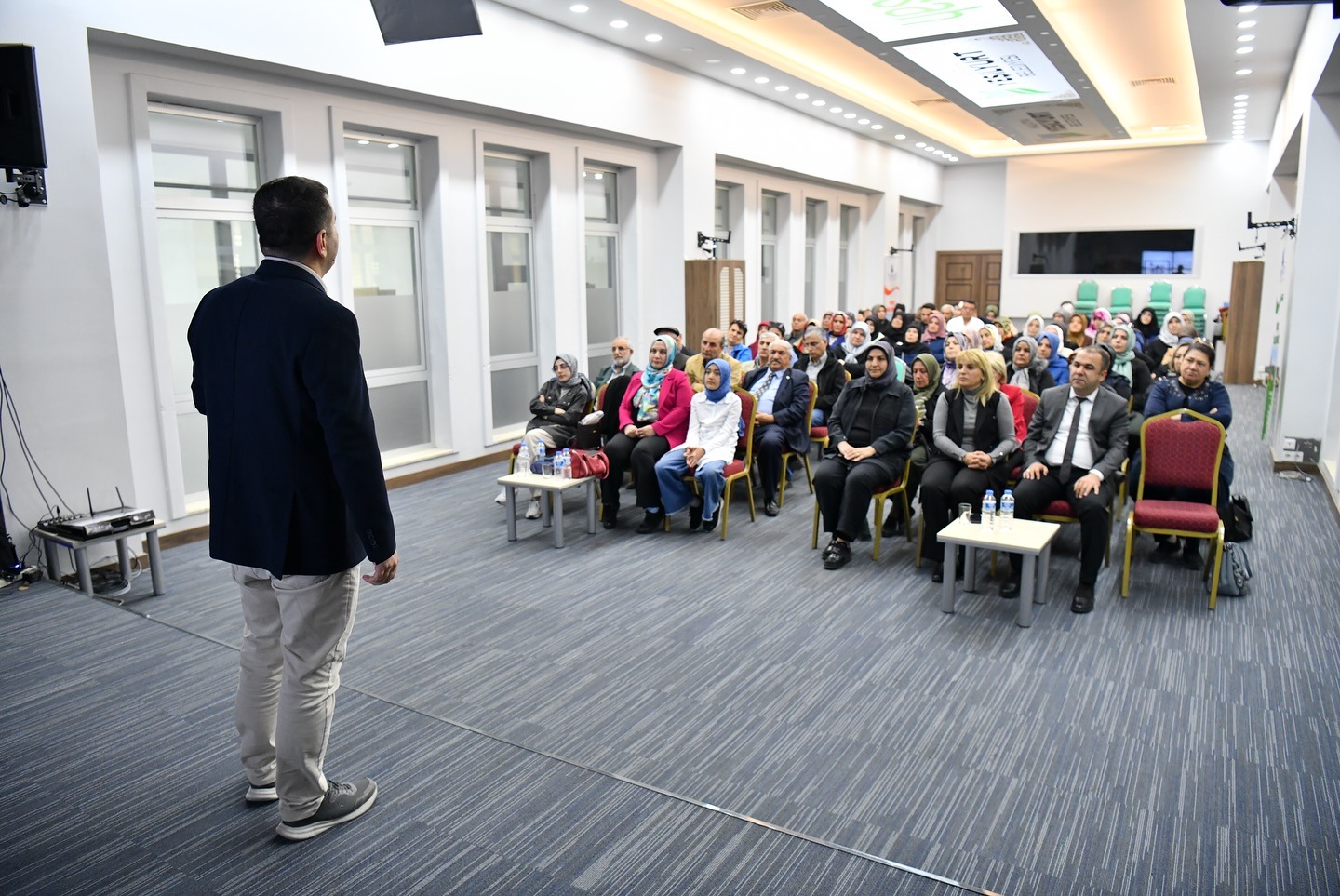 Yeşilyurt'ta 'Fizik Tedavi Ve Sağlıklı Yaşam Seminerleri' Başladı