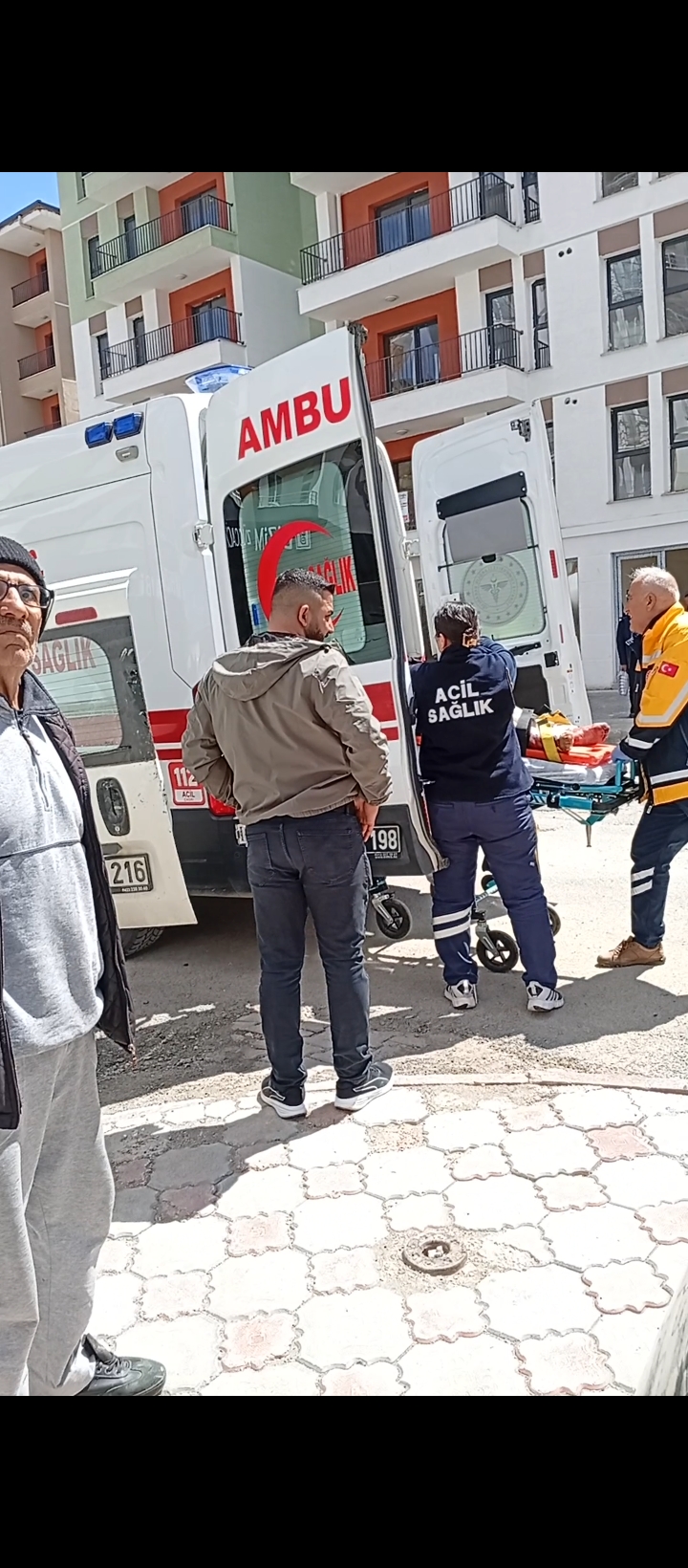 Zaviye Mahallesi'nde Trafik Kazası:65 Yaşındaki Kadın Yaralandı