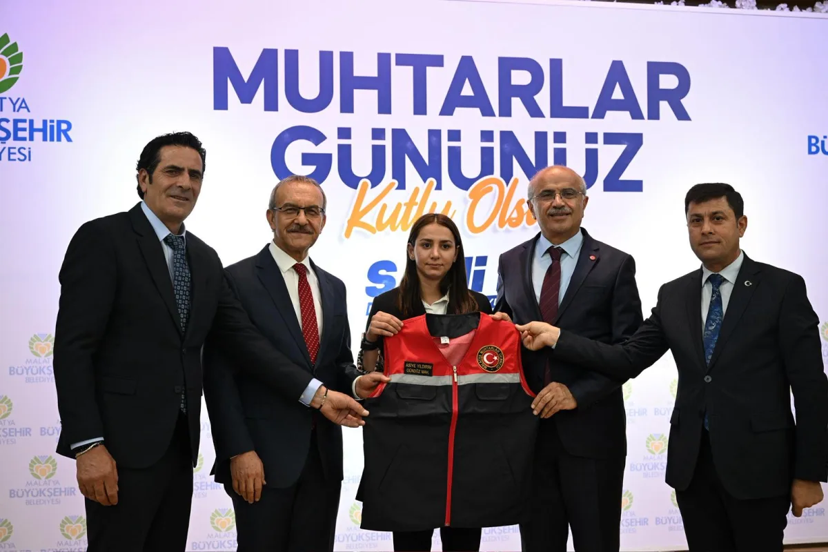 BAŞKAN ER: “MUHTARLAR DEVLETİN  VATANDAŞA UZANAN ELİDİR”