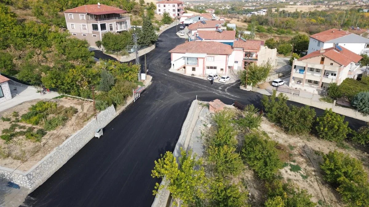 Battalgazi'de Kış Öncesi Yoğun Asfalt Çalışması