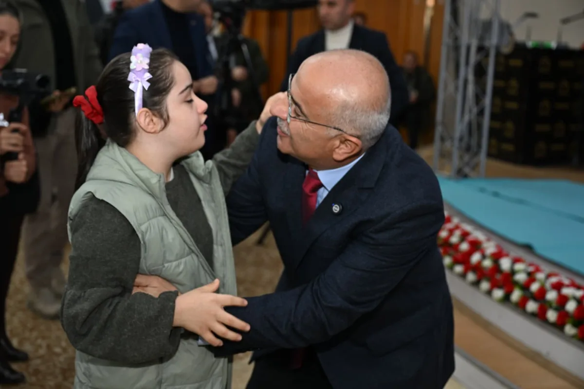 “ENGELLİ BİREYLERİMİZE HİZMET ETMEK  GÖREV DEĞİL GÖNÜL SORUMLULUĞUMUZ”