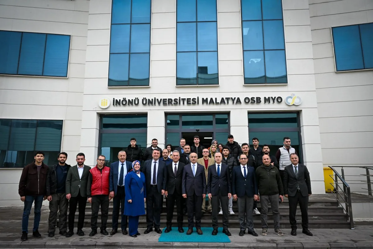 Başkan Er, Üniversite Öğrencileriyle Bir Araya Geldi