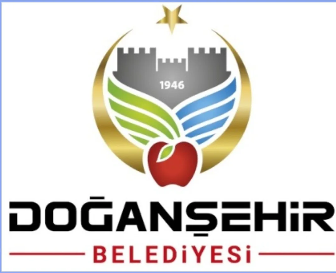 Doğanşehir’de Milli Maç Coşkusu: Dev Ekran Kuruldu