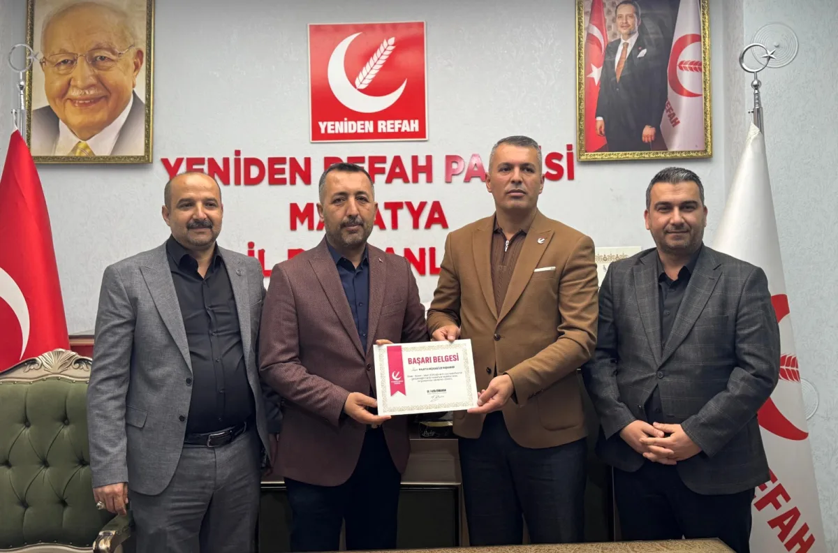 Malatya'da Yeniden Refah Partisi'nin Başarılı İlçe Başkanı Ödüllendirildi